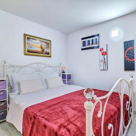 Apartmani Rukonic Aleksandar 네레자인 외부 사진