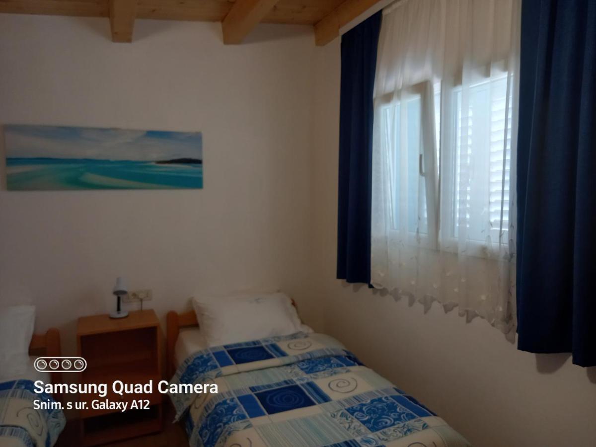 Apartmani Rukonic Aleksandar 네레자인 외부 사진