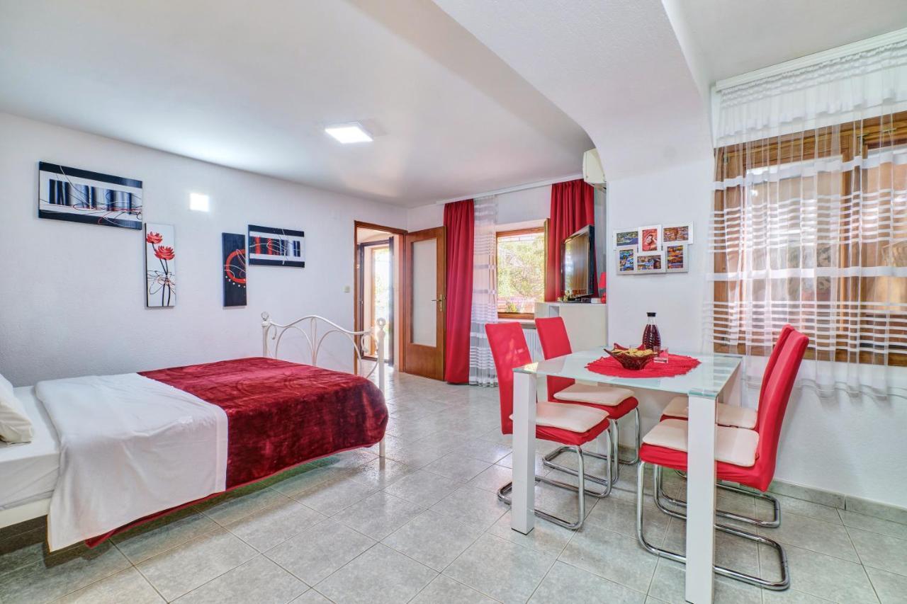 Apartmani Rukonic Aleksandar 네레자인 외부 사진