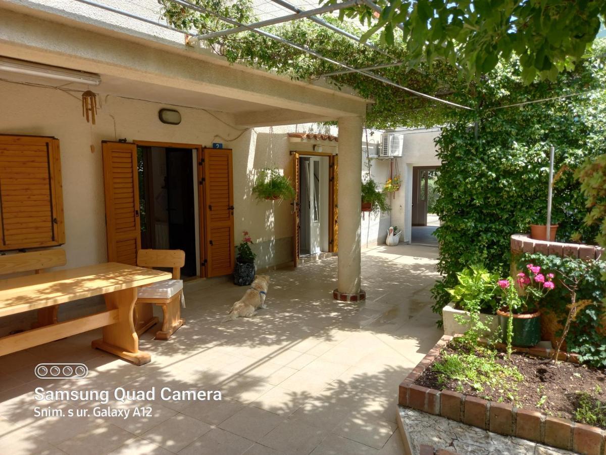 Apartmani Rukonic Aleksandar 네레자인 외부 사진