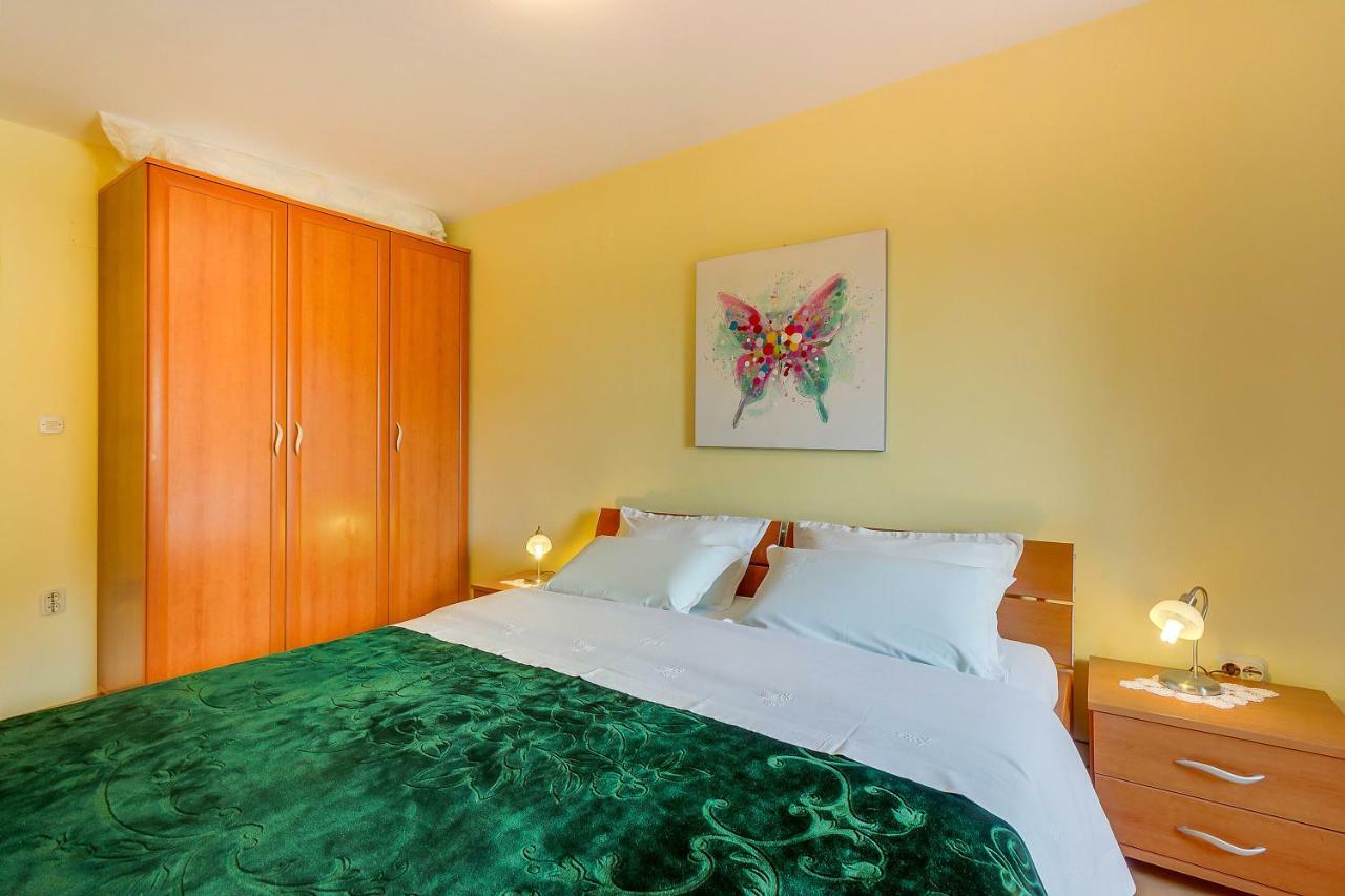 Apartmani Rukonic Aleksandar 네레자인 외부 사진
